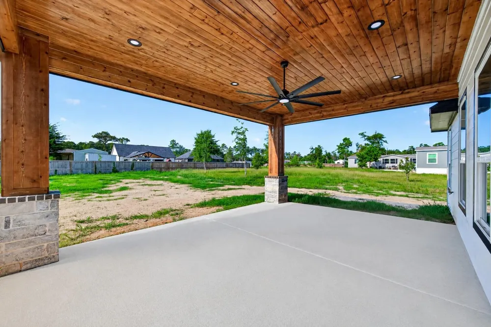 1022 Exotic Pine Drive Huffman, TX 77336