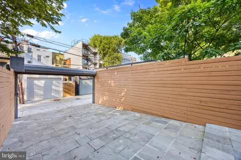 1329 IRVING STREET NW #P-1