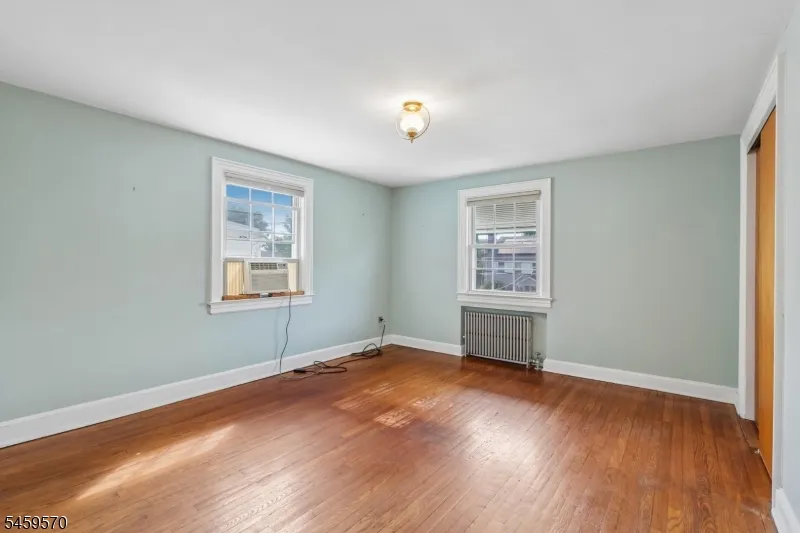 42 Fairmount Ave Clifton City, NJ 07011