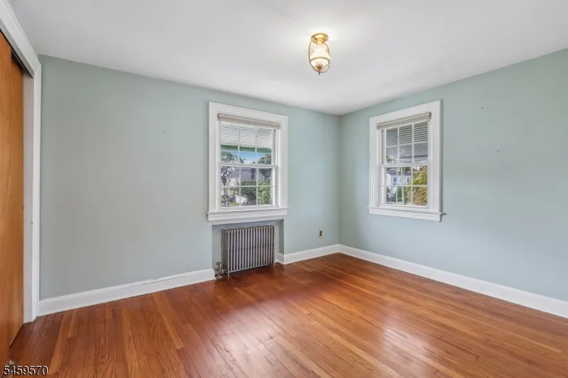 42 Fairmount Ave Clifton City, NJ 07011