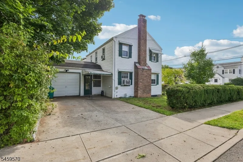 42 Fairmount Ave Clifton City, NJ 07011