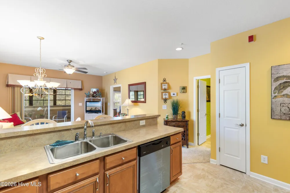 4102 Pinehurst Circle #Apt 1i Little River, SC 29566