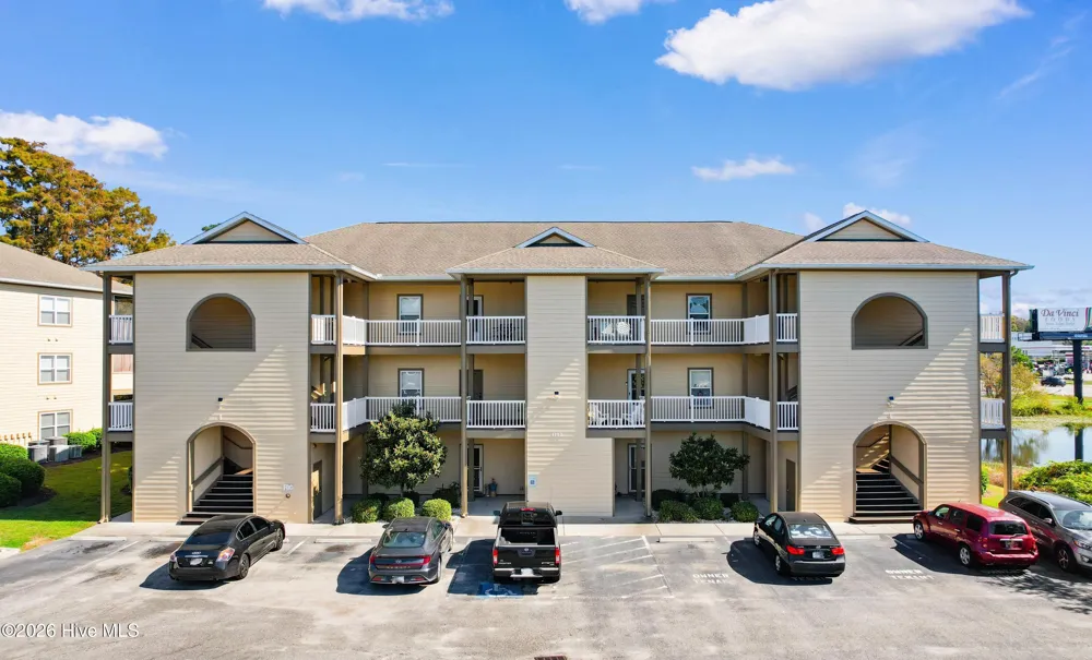 4102 Pinehurst Circle #Apt 1i Little River, SC 29566