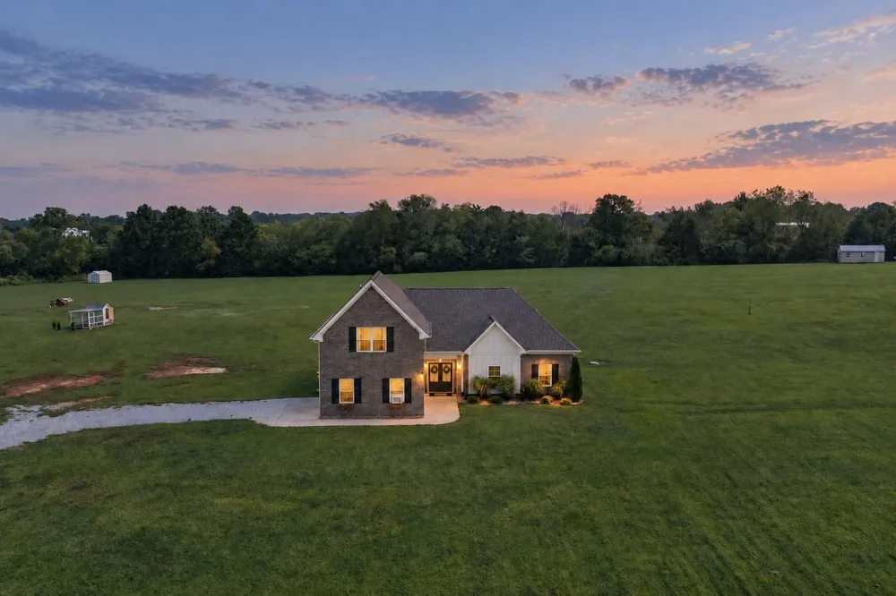 1314 Halls Mill Rd Unionville, TN 37180