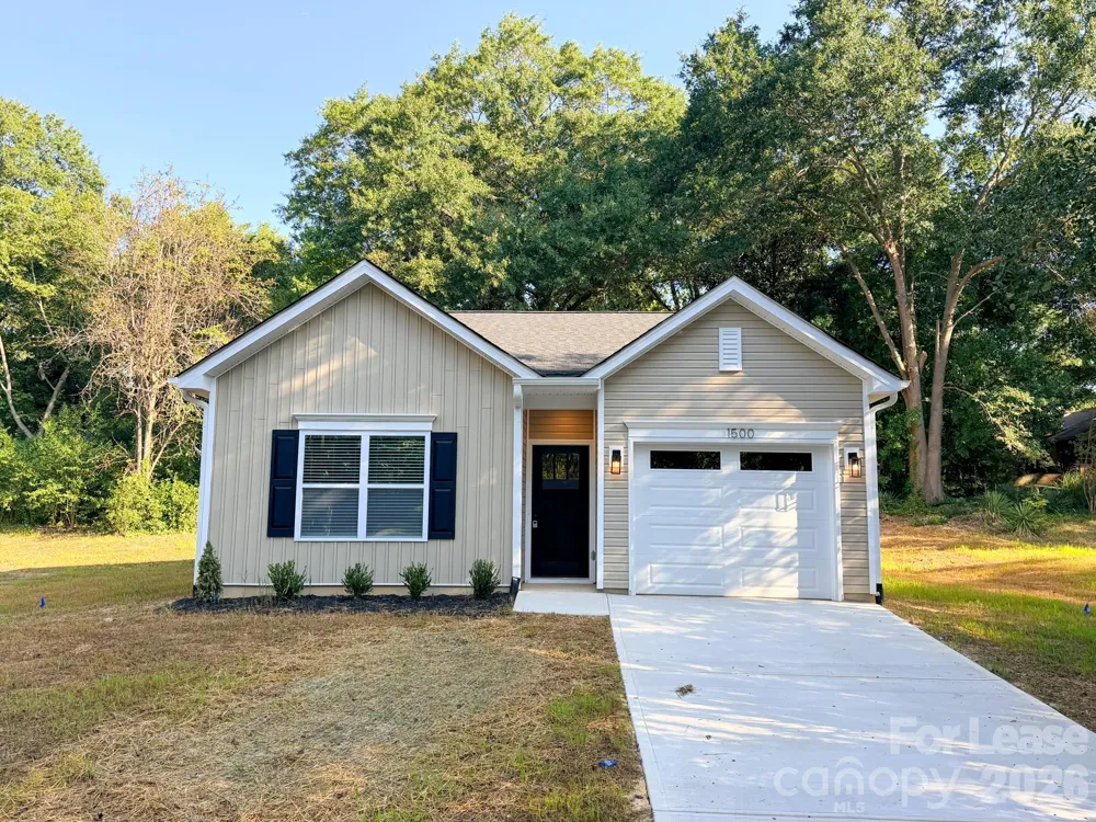 1500 Hollyleaf Avenue Gastonia, NC 28052