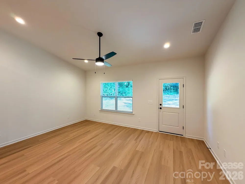 1500 Hollyleaf Avenue Gastonia, NC 28052