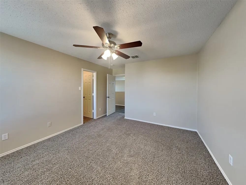 600 Ragwood Road Arlington, TX 76002