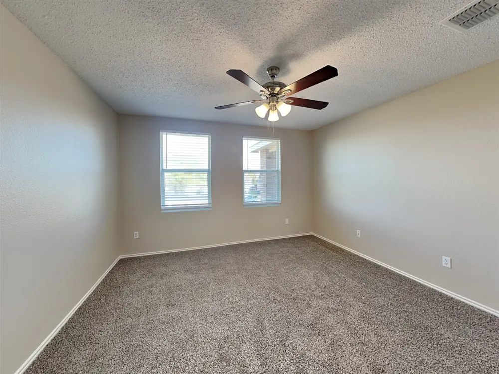 600 Ragwood Road Arlington, TX 76002