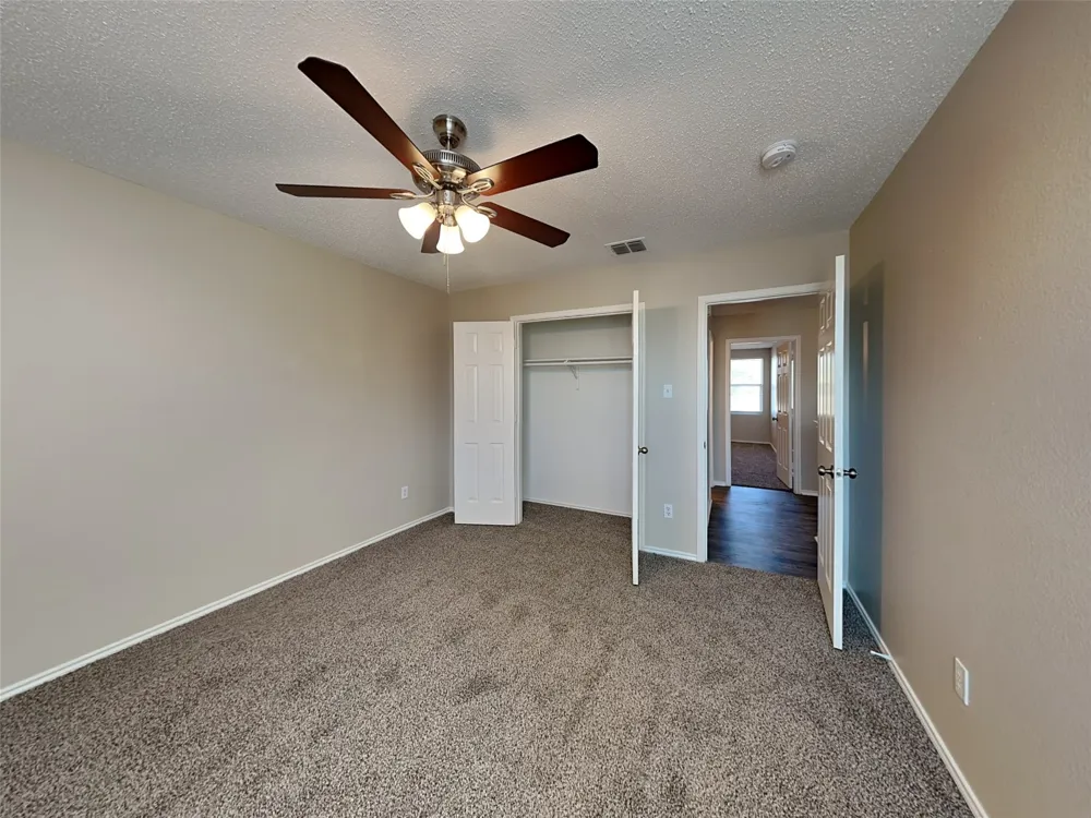 600 Ragwood Road Arlington, TX 76002