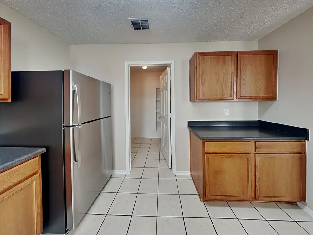 600 Ragwood Road Arlington, TX 76002