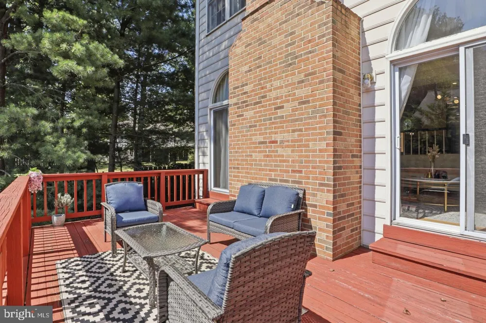 2117 PATTY LANE Vienna, VA 22182