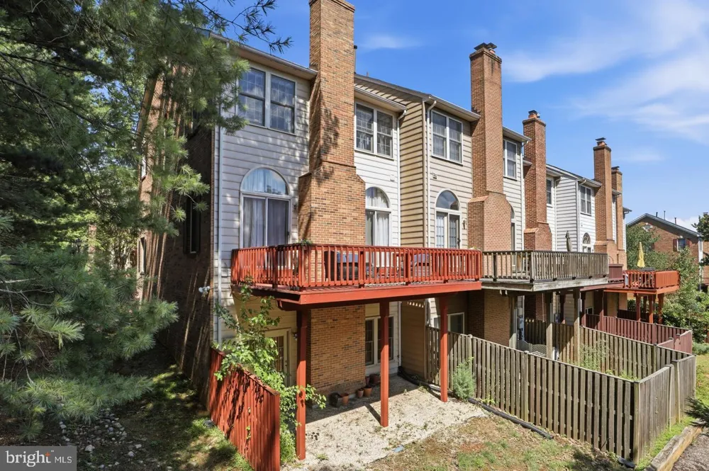 2117 PATTY LANE Vienna, VA 22182
