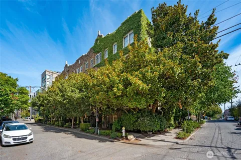 400 Boylston Avenue E #410