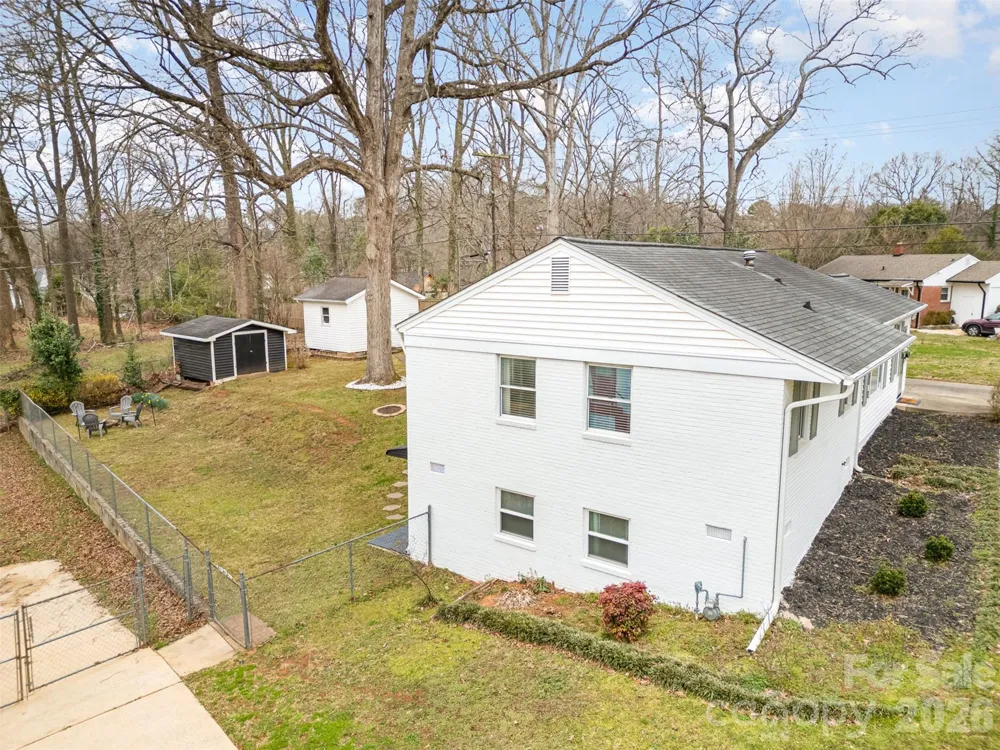 3231 Eastwood Drive Charlotte, NC 28205