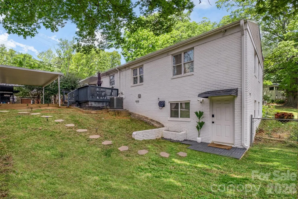 3231 Eastwood Drive Charlotte, NC 28205