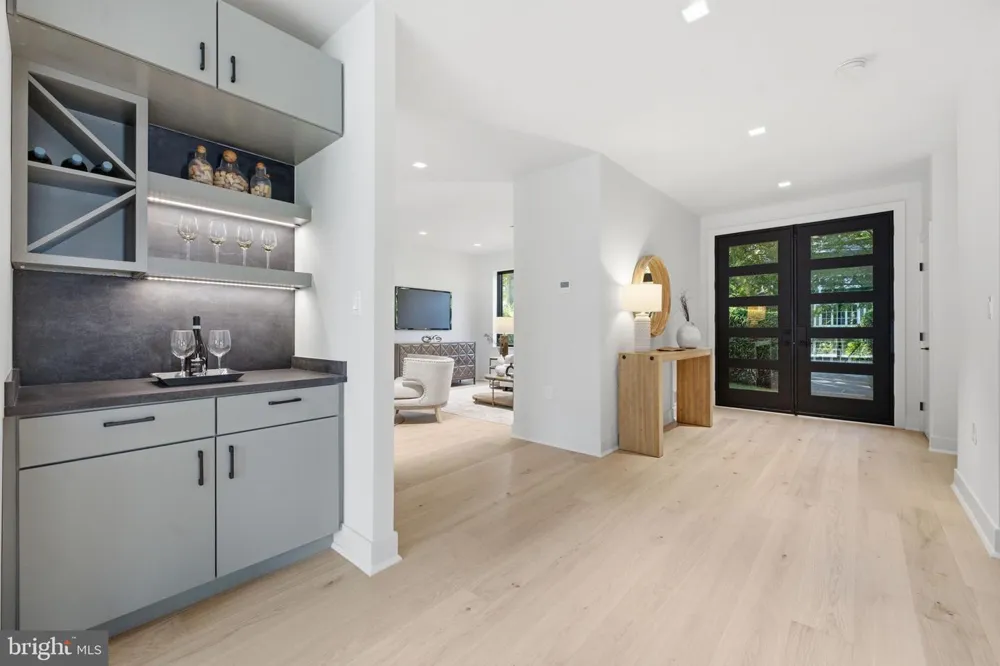 3811 FULTON STREET NW Washington, DC 20007