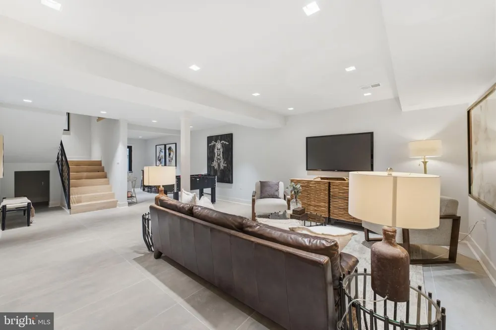 3811 FULTON STREET NW Washington, DC 20007
