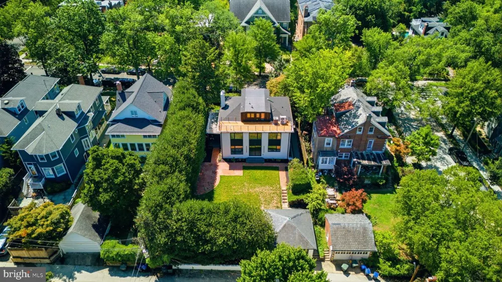 3811 FULTON STREET NW Washington, DC 20007