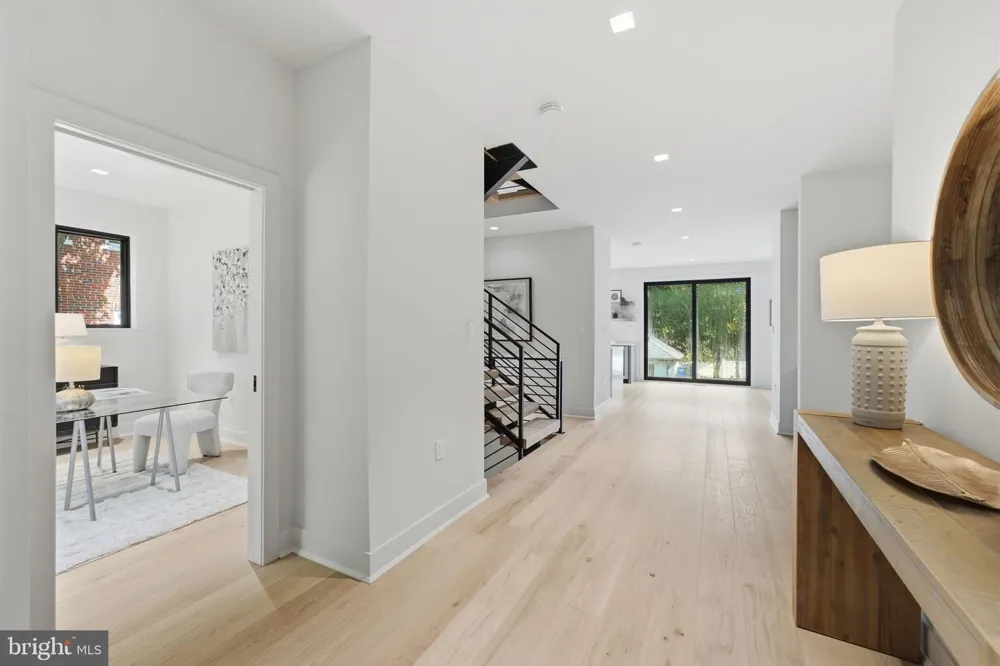 3811 FULTON STREET NW Washington, DC 20007