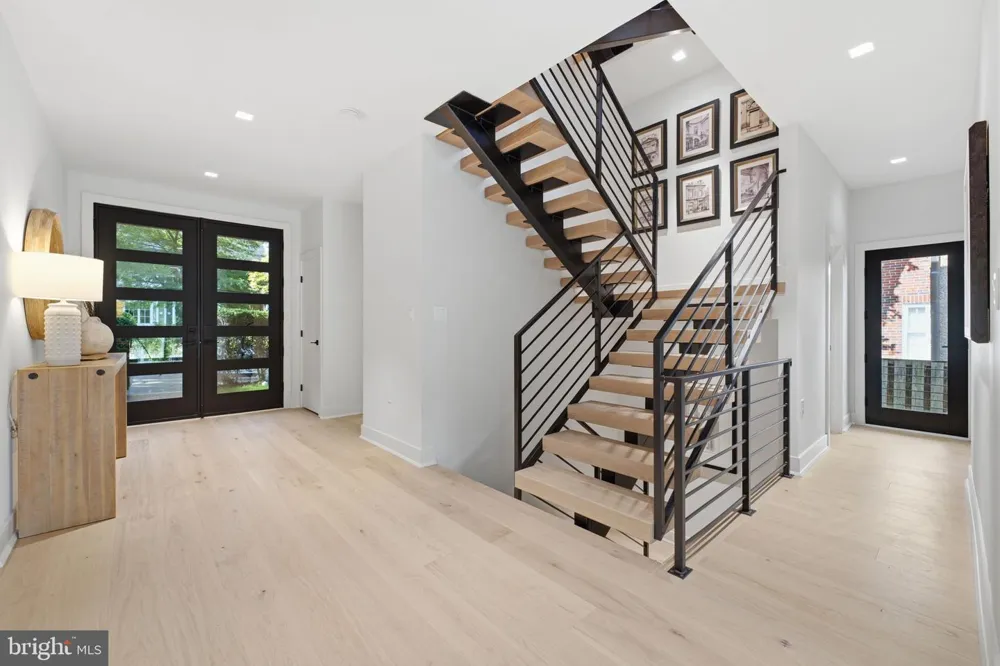 3811 FULTON STREET NW Washington, DC 20007