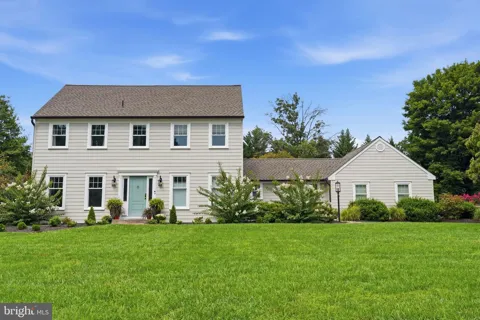 30 DUNKIN DRIVE