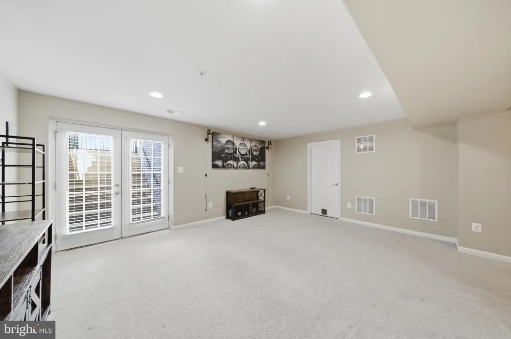 1221 LONG FARM LANE Brunswick, MD 21716