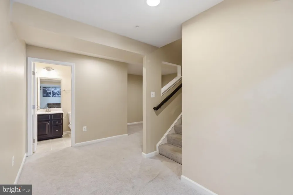 1221 LONG FARM LANE Brunswick, MD 21716