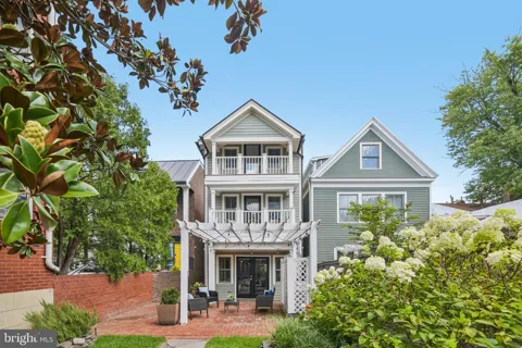 426 ALFRED STREET