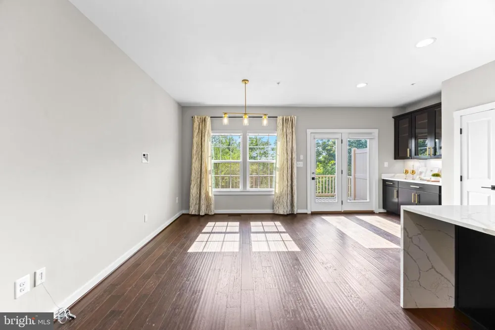 4218 SKYVIEW Baltimore, MD 21211