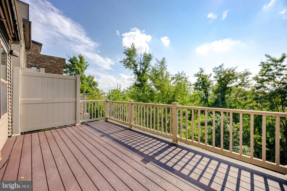 4218 SKYVIEW Baltimore, MD 21211