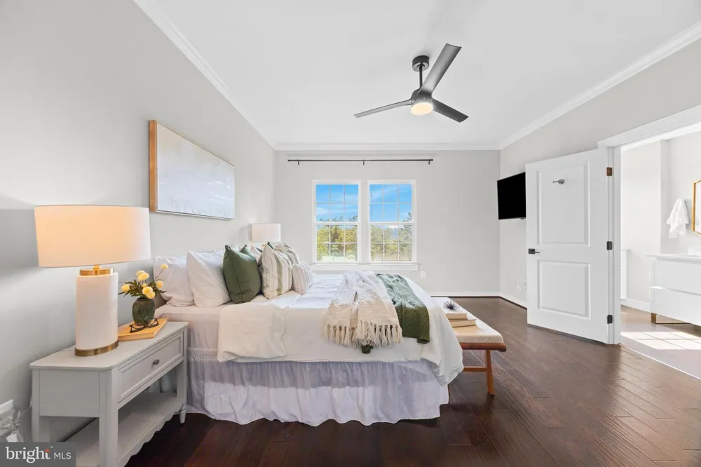 4218 SKYVIEW Baltimore, MD 21211
