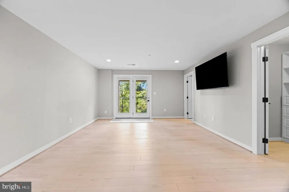 4218 SKYVIEW Baltimore, MD 21211