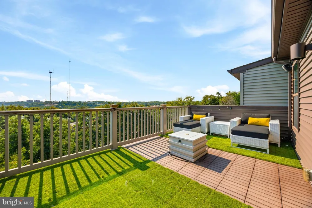 4218 SKYVIEW Baltimore, MD 21211