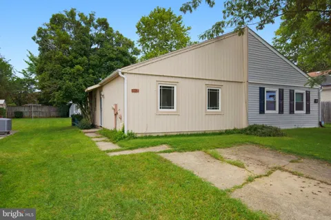 1136 TYLER AVENUE
