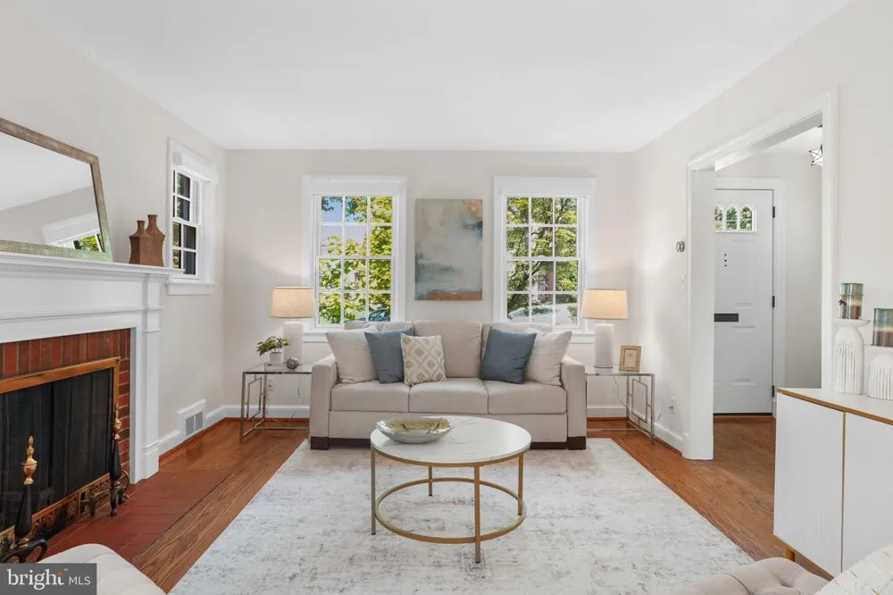 4412 BUTTERWORTH PLACE NW Washington, DC 20016