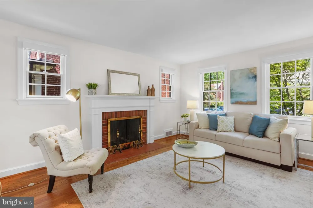 4412 BUTTERWORTH PLACE NW Washington, DC 20016