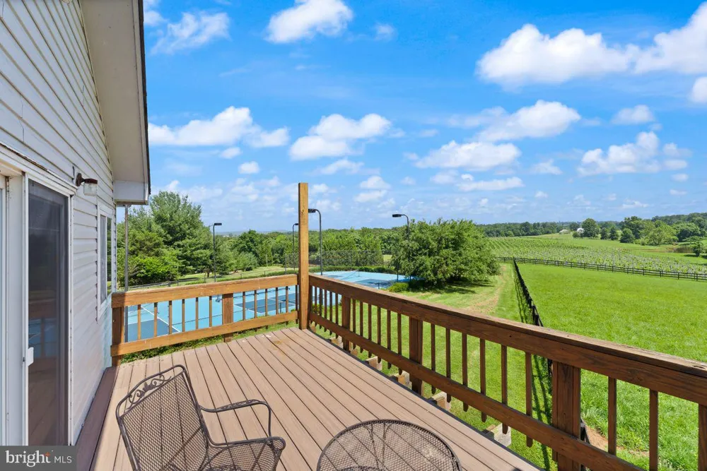 15192 HARRISON HILL LANE Leesburg, VA 20176