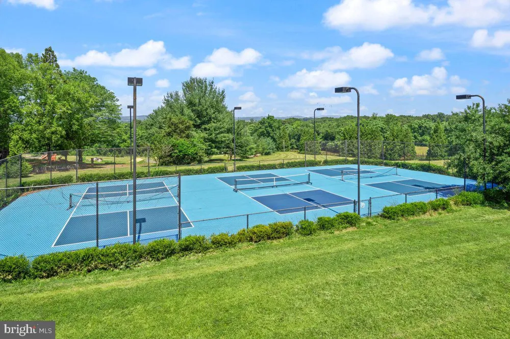 15192 HARRISON HILL LANE Leesburg, VA 20176