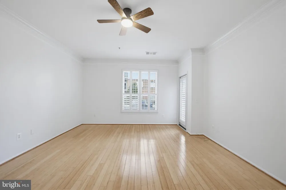 1570 SPRING GATE DRIVE #7109 Mclean, VA 22102