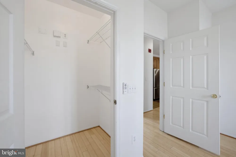 1570 SPRING GATE DRIVE #7109 Mclean, VA 22102