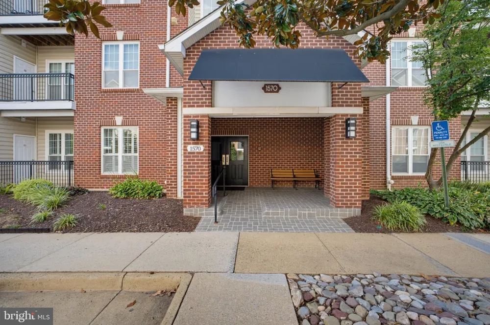 1570 SPRING GATE DRIVE #7109 Mclean, VA 22102