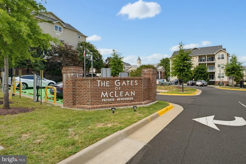 1570 SPRING GATE DRIVE #7109 Mclean, VA 22102
