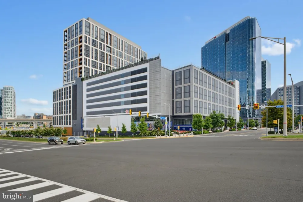1570 SPRING GATE DRIVE #7109 Mclean, VA 22102
