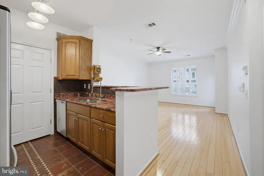1570 SPRING GATE DRIVE #7109 Mclean, VA 22102