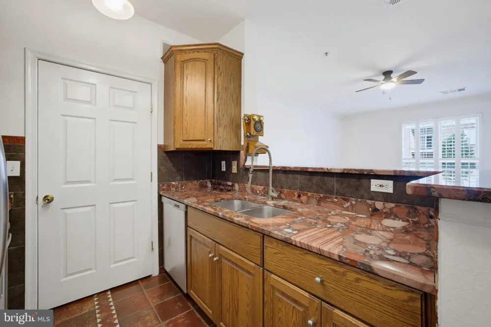 1570 SPRING GATE DRIVE #7109 Mclean, VA 22102