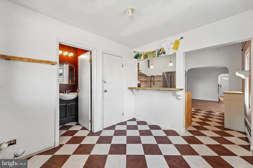 209 LAFAYETTE STREET Bristol, PA 19007
