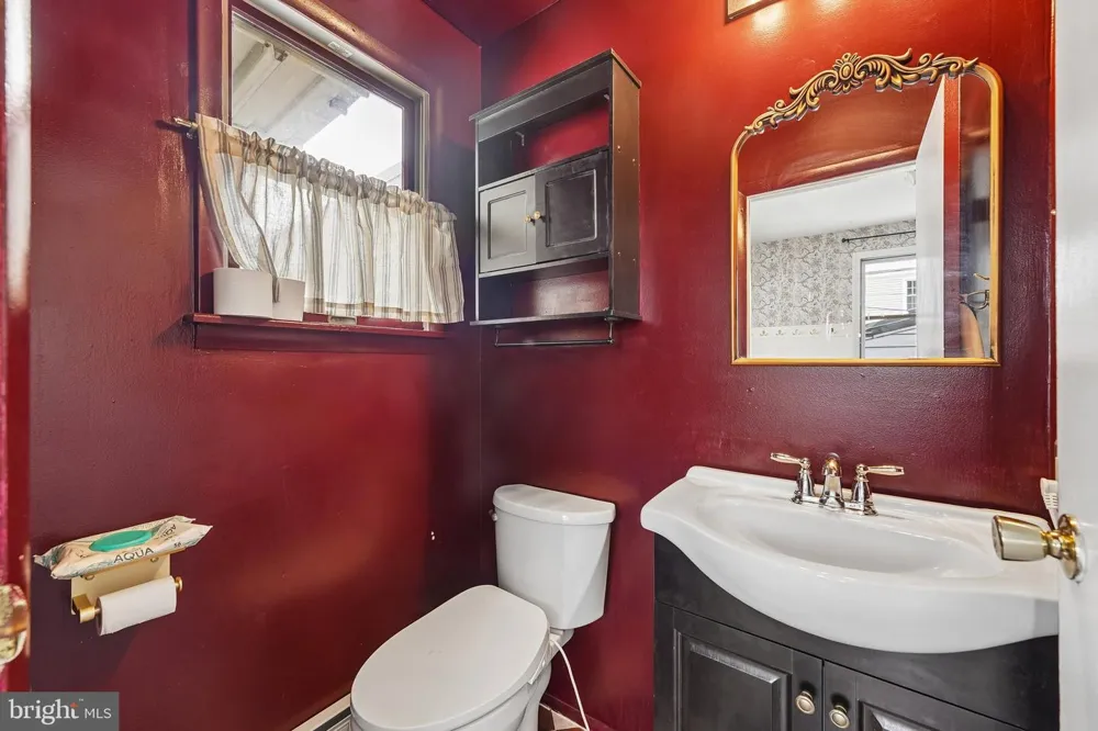 209 LAFAYETTE STREET Bristol, PA 19007