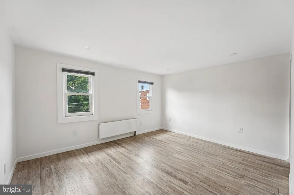 209 LAFAYETTE STREET Bristol, PA 19007