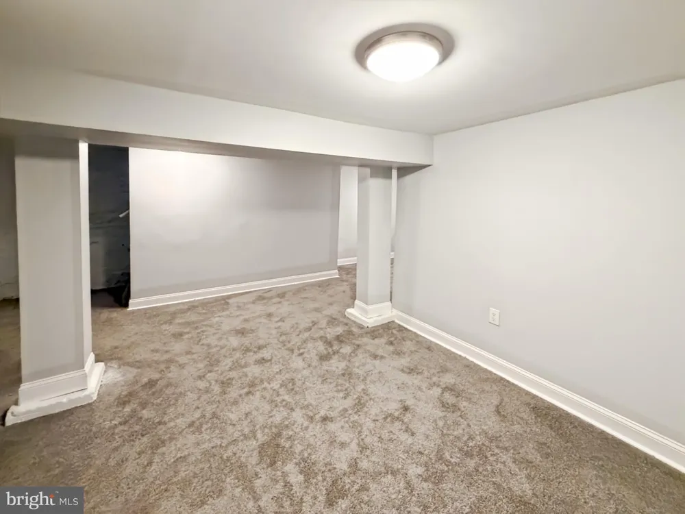 3706 WOODHAVEN AVENUE Baltimore, MD 21216