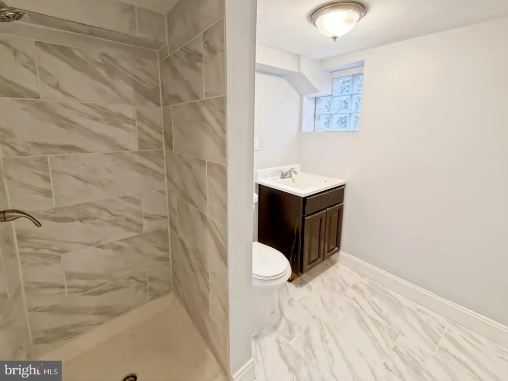 3706 WOODHAVEN AVENUE Baltimore, MD 21216